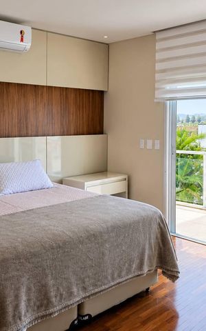 Casa de condomínio à venda com 500m², 4 quartos e 4 vagas Casa de condomínio à venda com 500m², 4 quartos e 4 vagasSuite 1