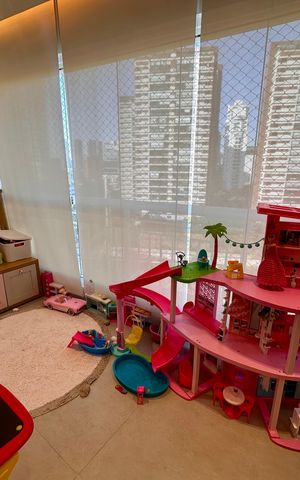 Apartamento à venda com 103m², 3 quartos e 2 vagas Apartamento à venda com 103m², 3 quartos e 2 vagasVaranda