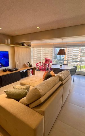 Apartamento à venda com 103m², 3 quartos e 2 vagas Apartamento à venda com 103m², 3 quartos e 2 vagasSala