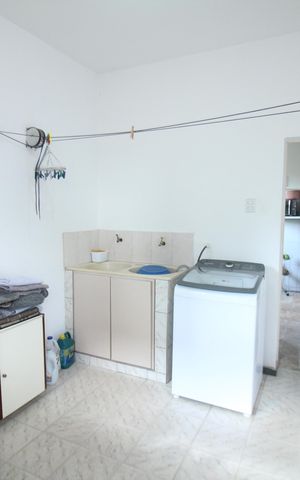 Casa à venda com 178m², 3 quartos e 2 vagasÁrea de Serviço
