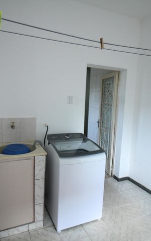 Casa à venda com 178m², 3 quartos e 2 vagasÁrea de Serviço