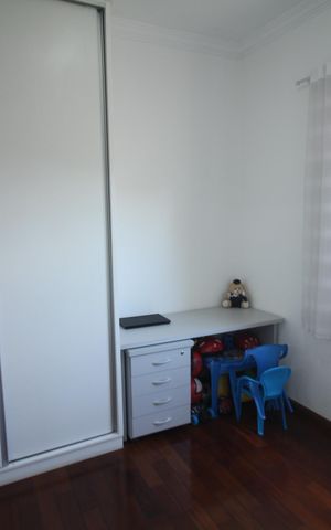 Casa à venda com 178m², 3 quartos e 2 vagasQuarto 1