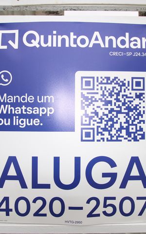 Casa para alugar com 100m², 2 quartos e 2 vagasFachada