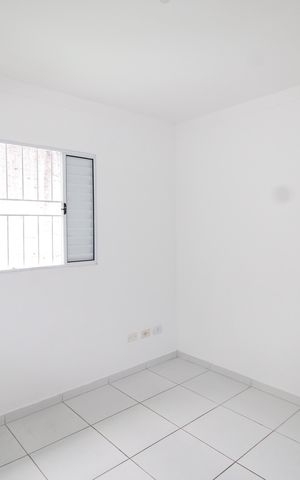 Casa para alugar com 100m², 2 quartos e 2 vagasQuarto 1 - Suíte