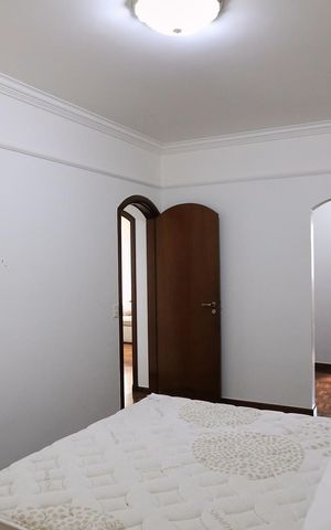 Apartamento à venda com 210m², 4 quartos e 3 vagas Apartamento à venda com 210m², 4 quartos e 3 vagasSuíte