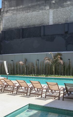 Apartamento à venda com 42m², 2 quartos e sem vaga Apartamento à venda com 42m², 2 quartos e sem vagaÁrea comum - Piscina