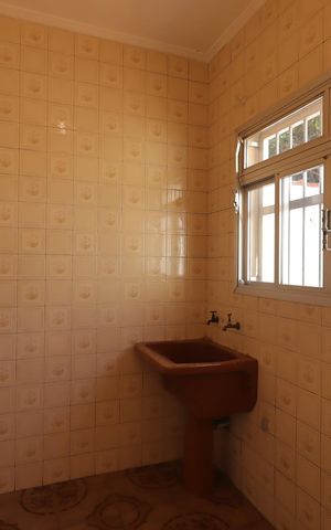 Casa para alugar com 126m², 2 quartos e 2 vagasÁrea de Serviço