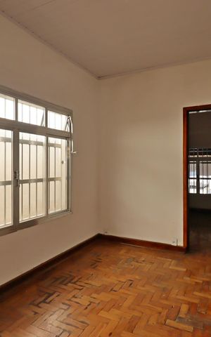 Casa para alugar com 126m², 2 quartos e 2 vagasSala de TV