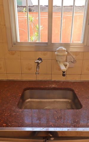 Casa para alugar com 126m², 2 quartos e 2 vagasCozinha - Pia