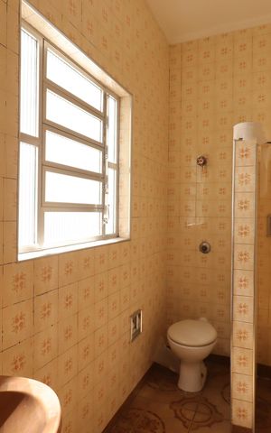 Casa para alugar com 126m², 2 quartos e 2 vagasBanheiro