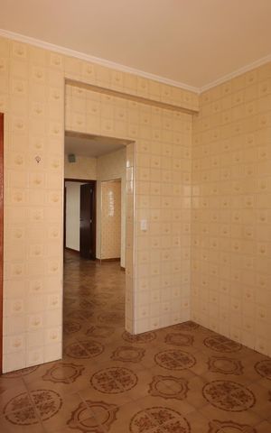 Casa para alugar com 126m², 2 quartos e 2 vagasCozinha