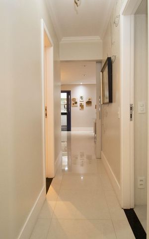 Apartamento para alugar com 132m², 3 quartos e 2 vagasCorredor
