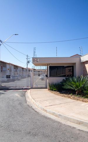 Apartamento para alugar com 45m², 2 quartos e 1 vaga Apartamento para alugar com 45m², 2 quartos e 1 vagaFachada