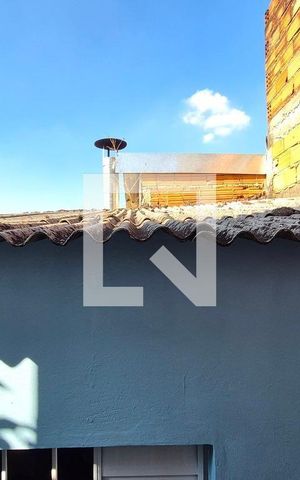 Casa à venda com 81m², 3 quartos e 2 vagas