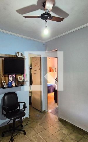 Casa à venda com 81m², 3 quartos e 2 vagas