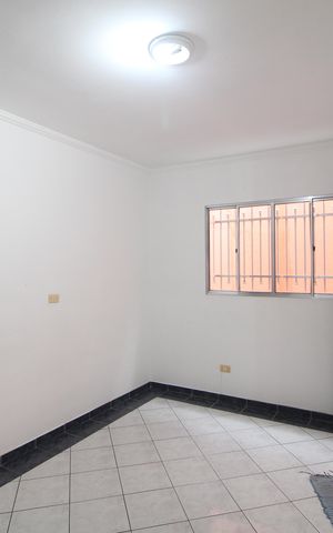 Casa à venda com 217m², 3 quartos e 2 vagasCopa