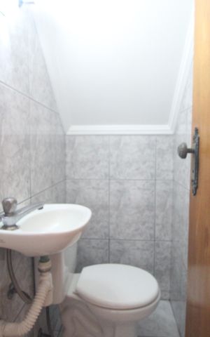 Casa à venda com 217m², 3 quartos e 2 vagasLavabo