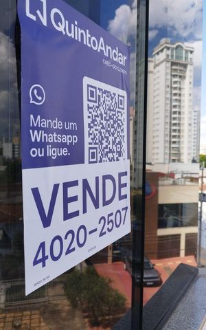 Apartamento à venda com 91m², 3 quartos e 1 vaga Apartamento à venda com 91m², 3 quartos e 1 vagaPlaquinha