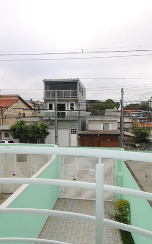Casa para alugar com 100m², 2 quartos e 2 vagasVaranda da Suíte 1