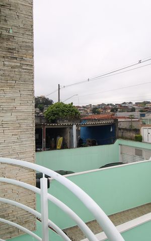 Casa para alugar com 100m², 2 quartos e 2 vagasVaranda da Suíte 1