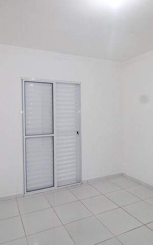 Casa para alugar com 100m², 2 quartos e 2 vagasQuarto 1 - Suíte