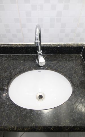 Casa para alugar com 100m², 2 quartos e 2 vagasBanheiro da Suíte 1
