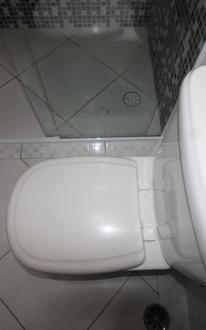Casa para alugar com 100m², 2 quartos e 2 vagasBanheiro da Suíte 2