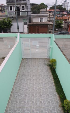 Casa para alugar com 100m², 2 quartos e 2 vagasVaranda da Suíte 1