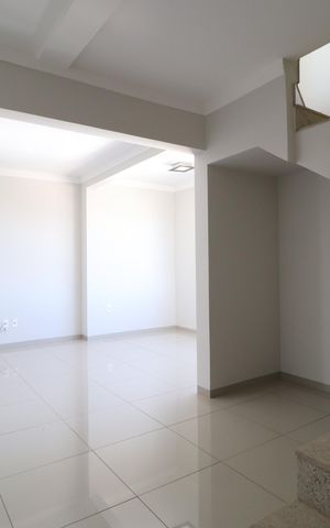 Apartamento para alugar com 180m², 3 quartos e 2 vagasSala