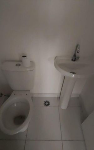 Apartamento para alugar com 35m², 2 quartos e sem vaga Apartamento para alugar com 35m², 2 quartos e sem vagaBanheiro