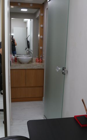 Apartamento à venda com 80m², 3 quartos e 2 vagasQuarto 2