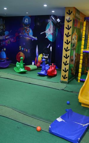 Apartamento à venda com 80m², 3 quartos e 2 vagasÁrea comum - Playground