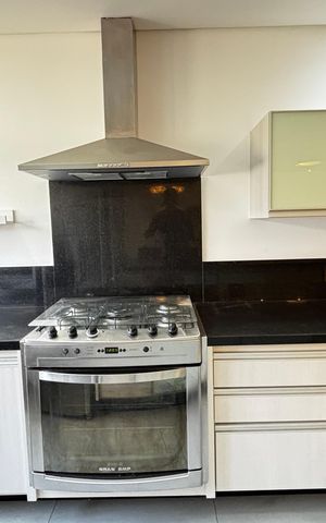Apartamento para alugar com 123m², 3 quartos e 4 vagas Apartamento para alugar com 123m², 3 quartos e 4 vagasCozinha