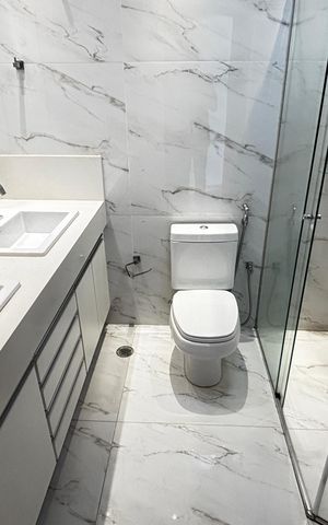 Apartamento para alugar com 123m², 3 quartos e 4 vagas Apartamento para alugar com 123m², 3 quartos e 4 vagasBanheiro da Suíte