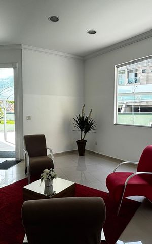 Apartamento para alugar com 123m², 3 quartos e 4 vagas Apartamento para alugar com 123m², 3 quartos e 4 vagasHall social