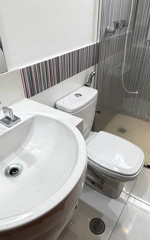 Apartamento para alugar com 123m², 3 quartos e 4 vagas Apartamento para alugar com 123m², 3 quartos e 4 vagasBanheiro