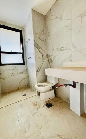 Apartamento à venda com 175m², 3 quartos e 3 vagas Apartamento à venda com 175m², 3 quartos e 3 vagasBanheiro da Suíte 3