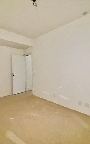 Apartamento à venda com 175m², 3 quartos e 3 vagas Apartamento à venda com 175m², 3 quartos e 3 vagasSuíte 2