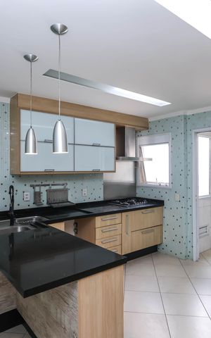 Apartamento para alugar com 143m², 3 quartos e 2 vagasCozinha