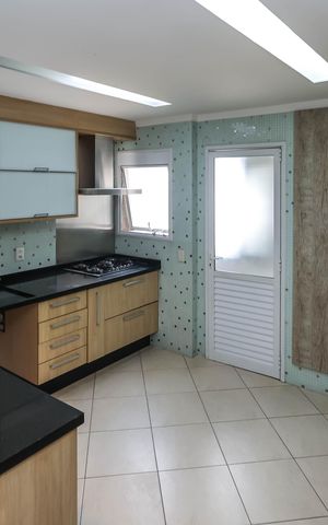 Apartamento para alugar com 143m², 3 quartos e 2 vagasCozinha
