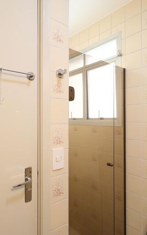 Apartamento para alugar com 77m², 2 quartos e 1 vagaBanheiro da Suíte