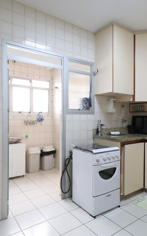 Apartamento para alugar com 77m², 2 quartos e 1 vagaCozinha e Área de Serviço