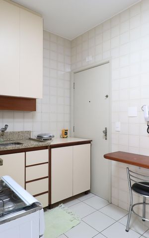 Apartamento para alugar com 77m², 2 quartos e 1 vagaCozinha e Área de Serviço