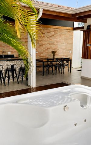 Casa de condomínio para alugar com 114m², 3 quartos e 2 vagas Casa de condomínio para alugar com 114m², 3 quartos e 2 vagasÁrea externa