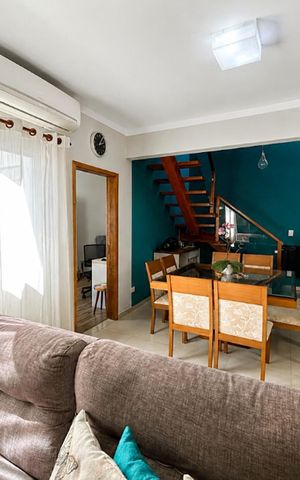 Casa de condomínio para alugar com 114m², 3 quartos e 2 vagas Casa de condomínio para alugar com 114m², 3 quartos e 2 vagasSala