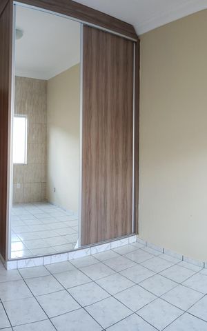 Casa à venda com 600m², 3 quartos e 3 vagas Casa à venda com 600m², 3 quartos e 3 vagasQuarto 2