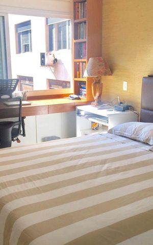 Apartamento à venda com 125m², 3 quartos e 2 vagas Apartamento à venda com 125m², 3 quartos e 2 vagasQuarto