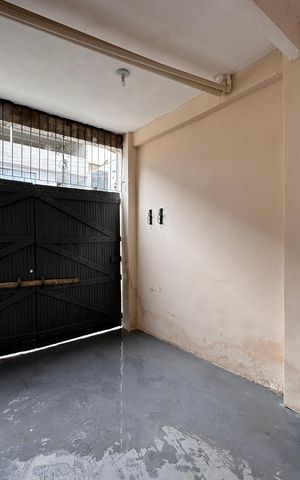 Casa de condomínio para alugar com 76m², 1 quarto e 1 vaga Casa de condomínio para alugar com 76m², 1 quarto e 1 vagaGaragem