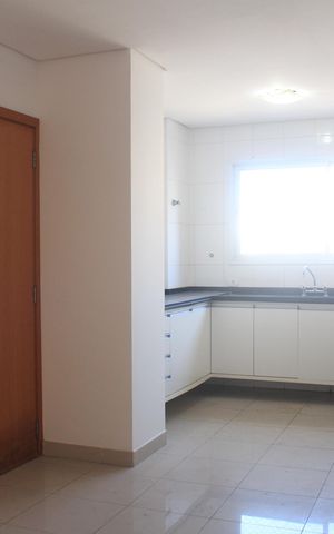 Apartamento à venda com 176m², 2 quartos e 2 vagasCozinha