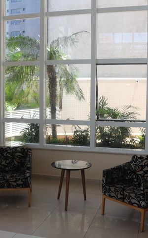 Apartamento à venda com 176m², 2 quartos e 2 vagasHall social